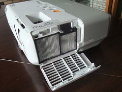 年底特价 爱普生C2060XN投影售6050元 