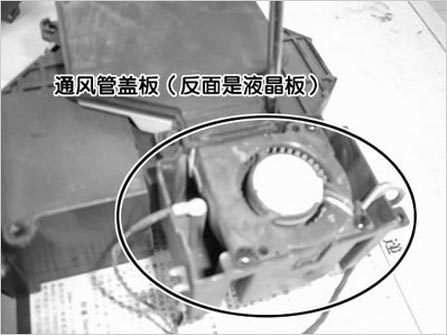 恢复亮度 投影机内部拆解清洗方法