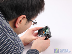 光机堪比硬币 三星LED微型投影H03拆解 