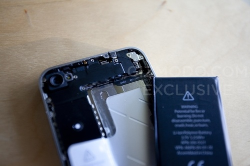 iPhone四代拆解图