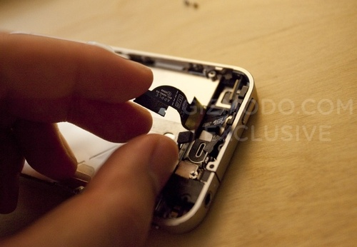 iPhone四代拆解图