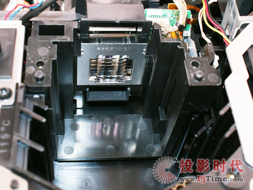 暴力拆解 松下PT-AE3000C家庭影院投影机全球第一评