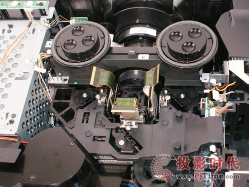 暴力拆解 松下PT-AE3000C家庭影院投影机全球第一评